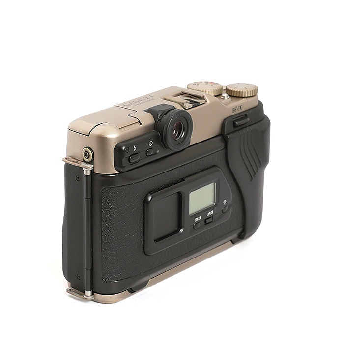 フジフイルム GA645Zi プロフェッショナル シルバー