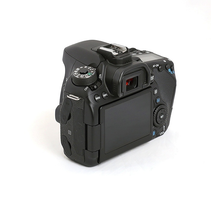 キヤノン EOS 80D ボディ