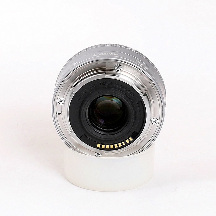 キヤノン EF-M22/2 STM