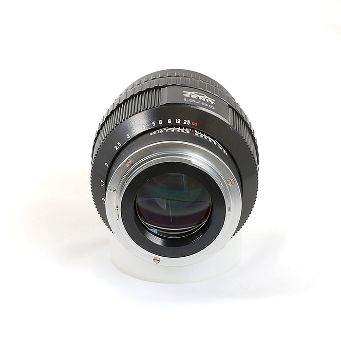 ロシア製 ヘリオス 40-2-C 85/1.5 (キヤノンEFマウント)