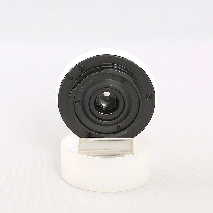 オリンパス 9/8 フィッシュアイ BCL-0980 WHT ボディキャップレンズ