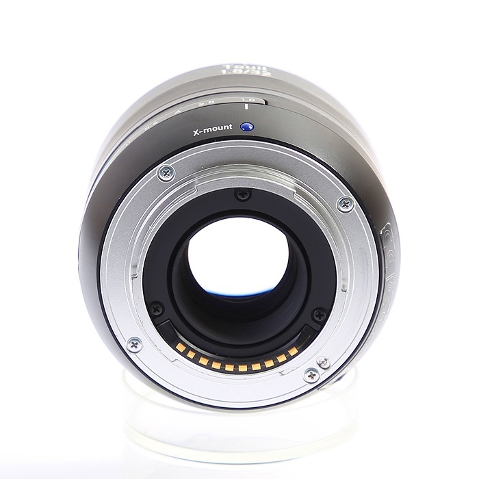 ツアイス TOUIT 1.8/32 X-MOUNT