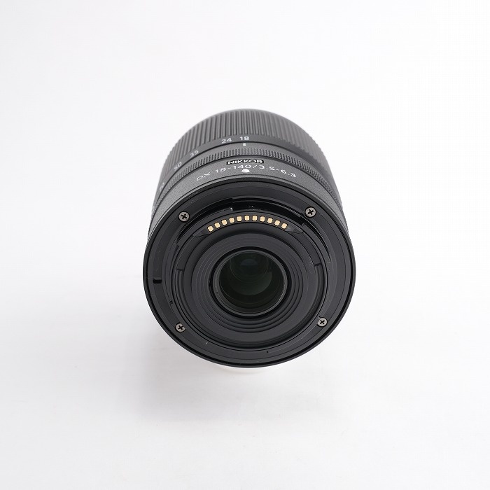 ニコン Z DX 18-140/3.5-6.3 VR