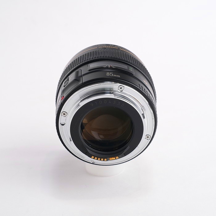 キヤノン EF85/1.8 USM