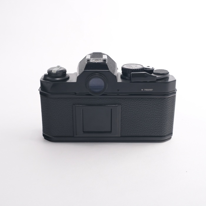 ニコン New FM2