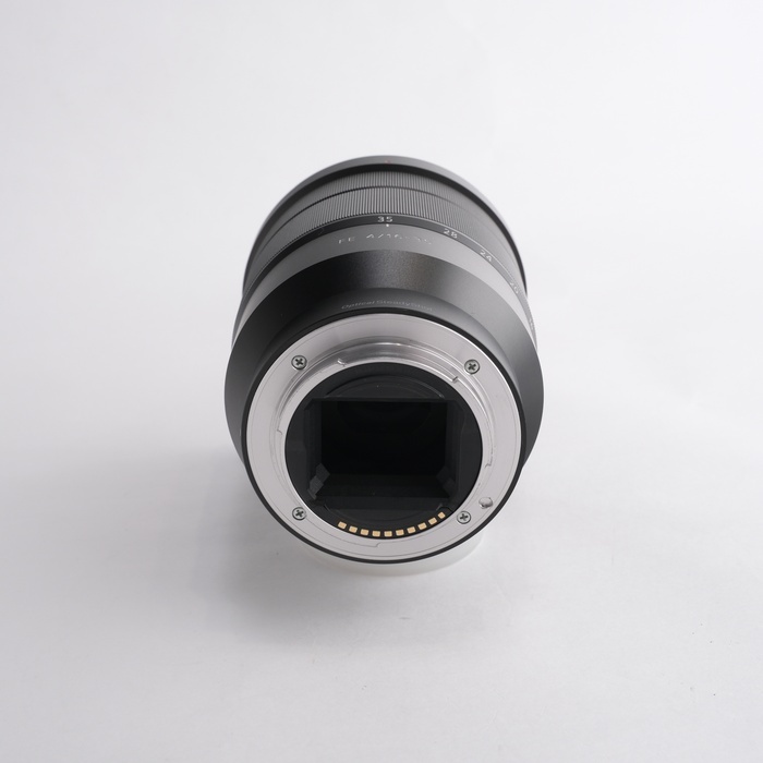 ソニー VARIO-TESSAR T*FE16-35/4 ZA OSS