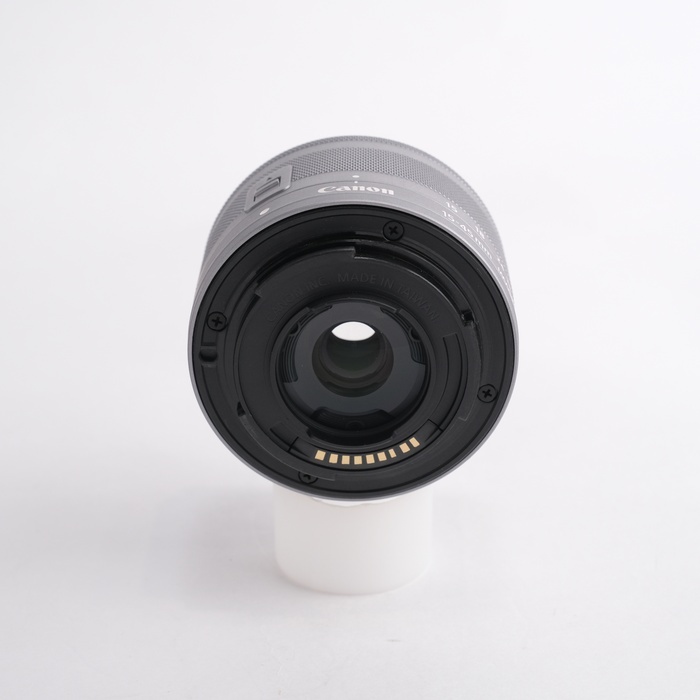 キヤノン EF-M15-45/3.5-6.3 IS STM シルバー