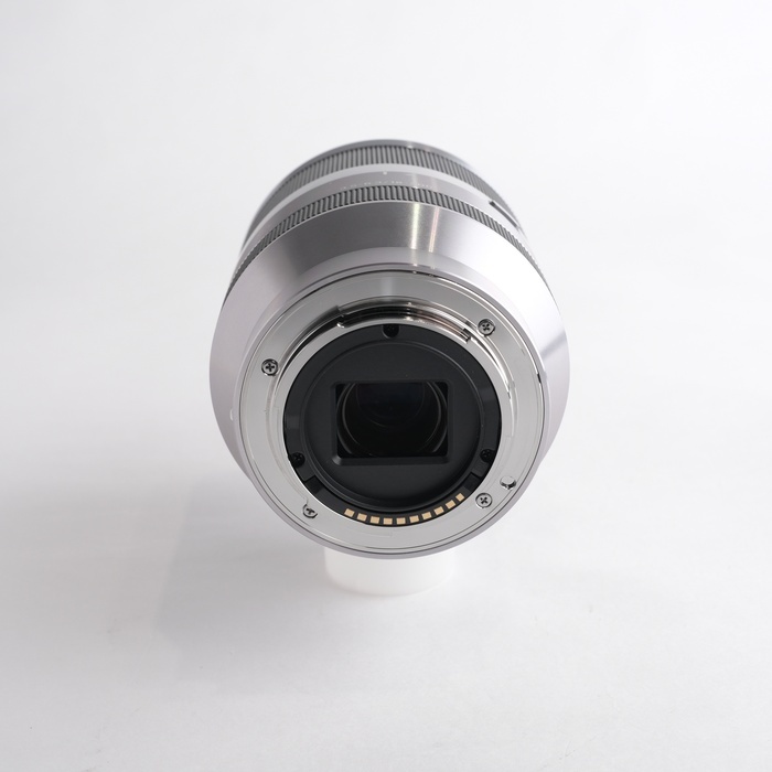 ソニー E18-200/F3.5-6.3 OSS