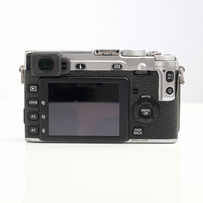 フジフイルム X-E1 ボディ シルバー 