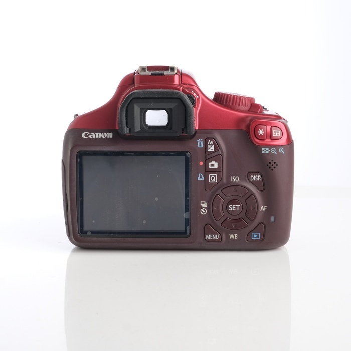 キヤノン EOS KISS X50 ボデイ レッド