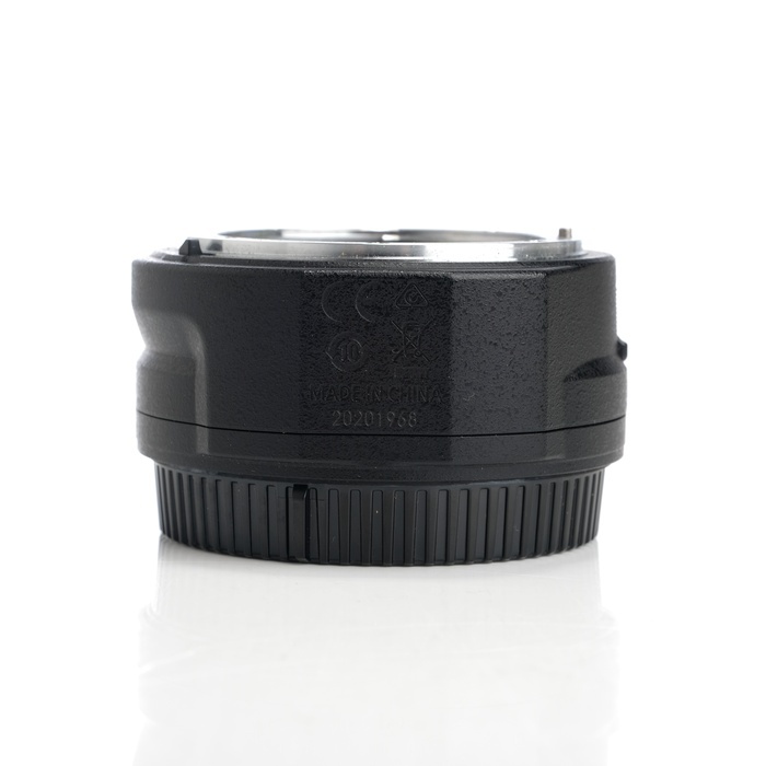 ニコン FTZ II マウントアダプター
