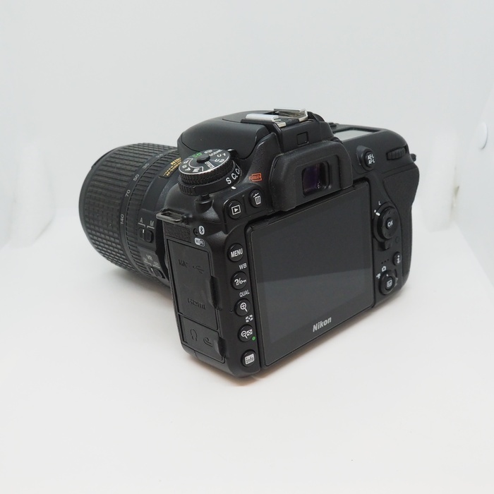 ニコン D7500 18-140VR レンズキット