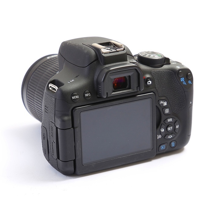 キヤノン EOS Kiss X8i/18-55IS STM キット