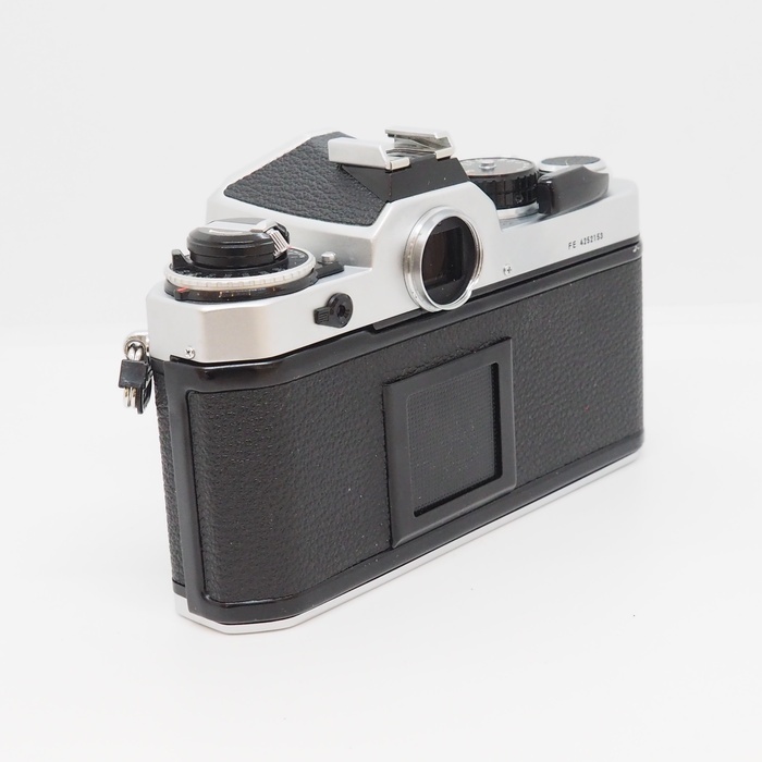 ニコン FE シルバー