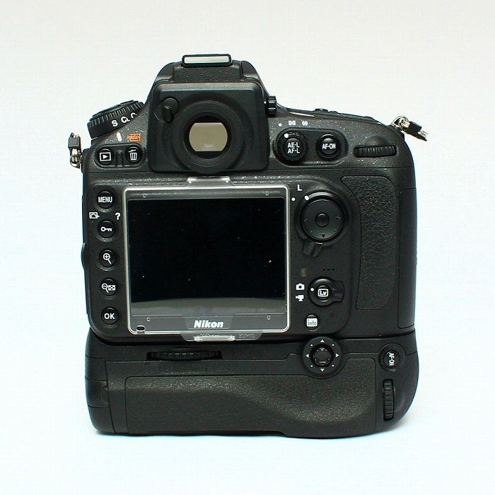 ニコン D800 ボディ+MB-D12