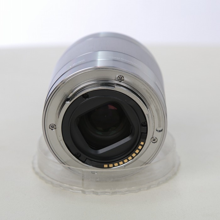 ソニー E50/F1.8 OSS