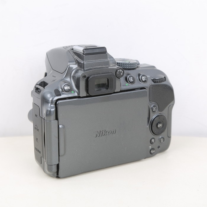 ニコン D5300 ボデイ グレー