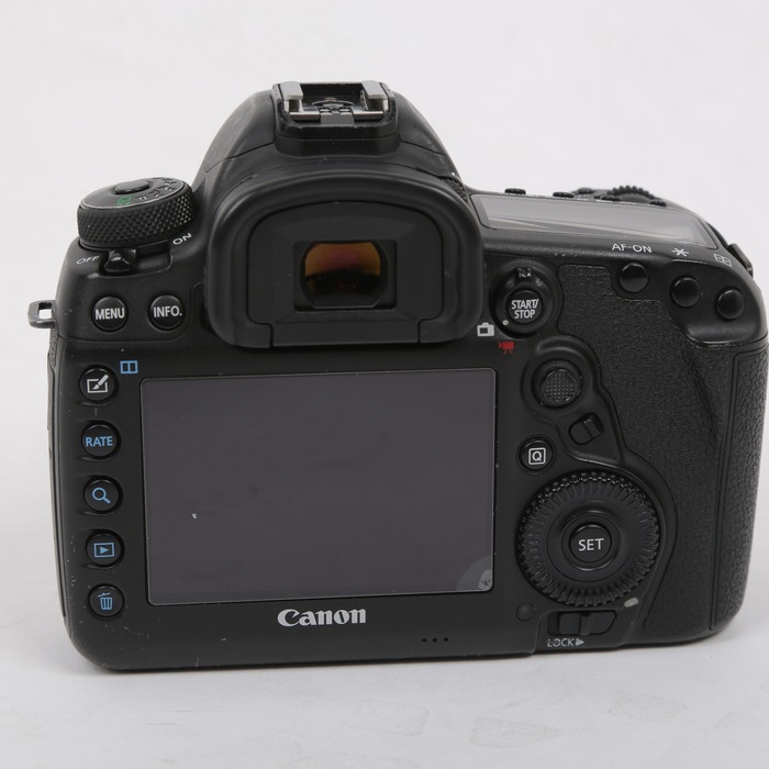 キヤノン EOS 5D MARK4 ボデイ