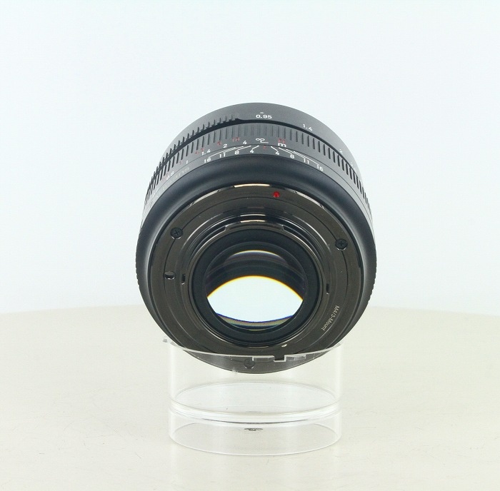 七工匠 7Artisans 50/0.95(M4/3)