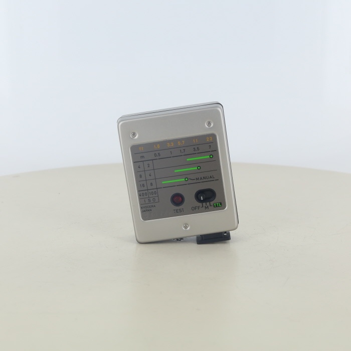 コンタックス ストロボ TLA140