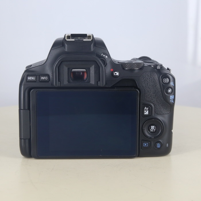 キヤノン EOS Kiss X10 ブラック