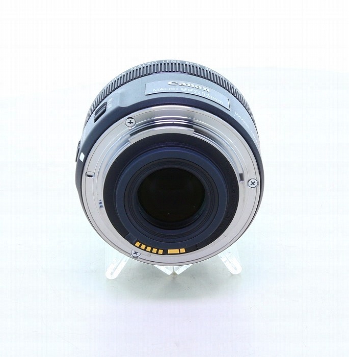 キヤノン EF-S35/2.8 マクロ IS STM