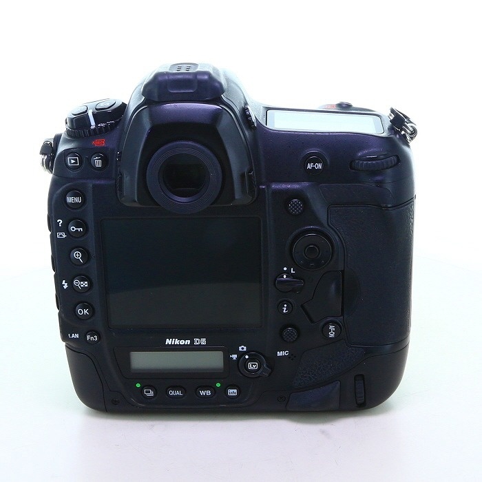 ニコン D5 ボデイ(XQD-TYPE)