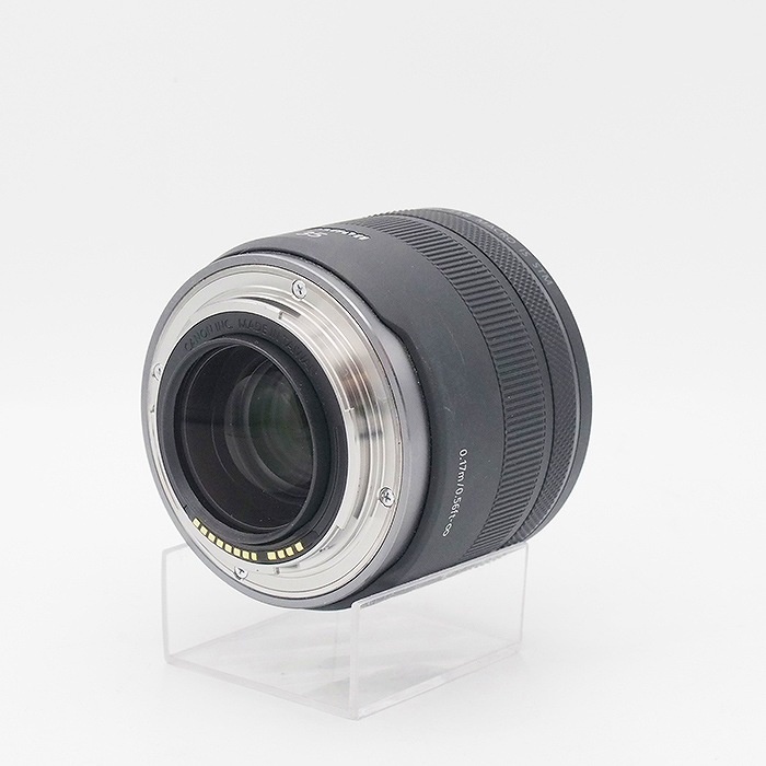 キヤノン RF35/1.8 マクロ IS STM
