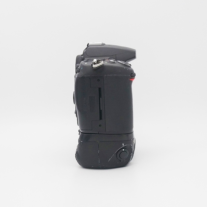 ニコン D7000+MB-D11
