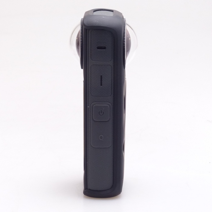 ソノタ Insta360 X4