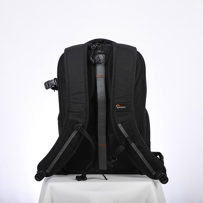 ロープロ フリップサイド BP300AWIII