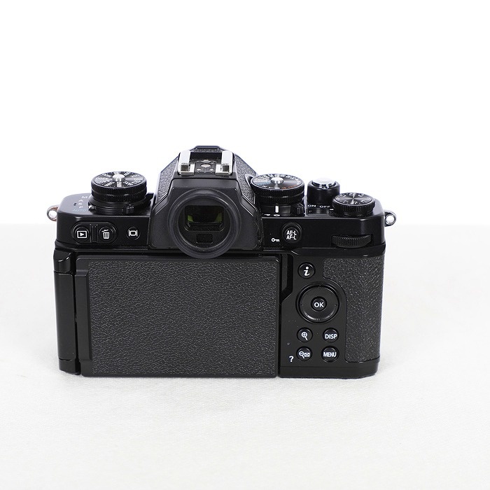 ニコン Z FC 16-50 VR レンズキツト ブラツク