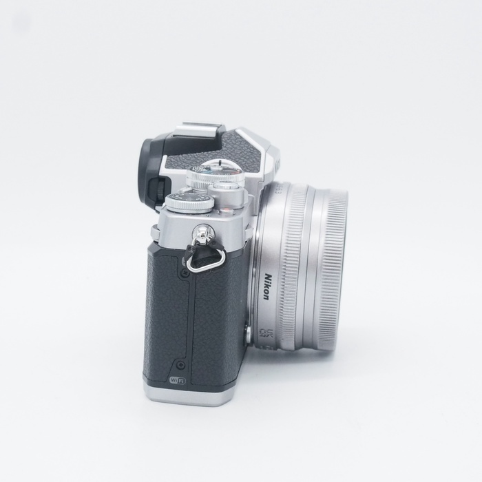 ニコン Z FC 16-50 VR レンズキツト シルバー
