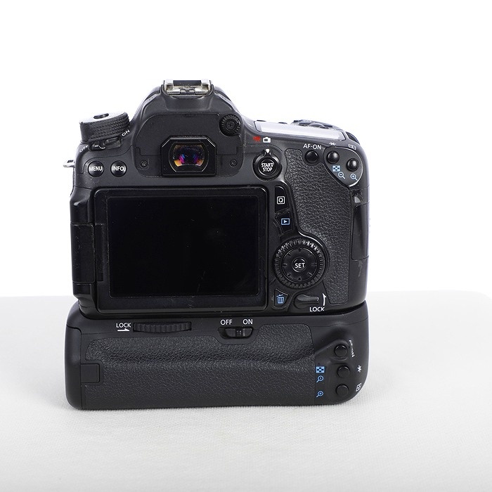 キヤノン EOS 70D＋バッテリーグリップBG-E14