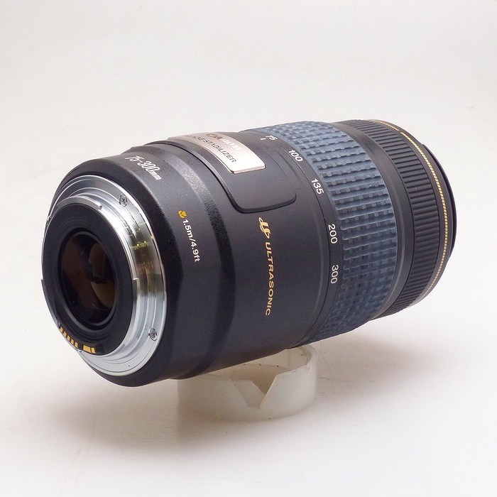 キヤノン EF75-300/F4-5.6 IS