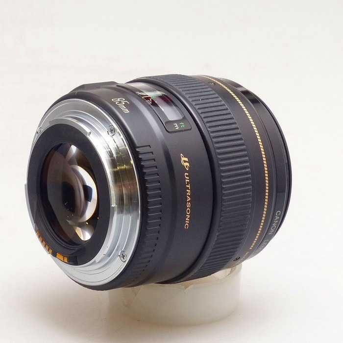 キヤノン EF85/F1.8 USM