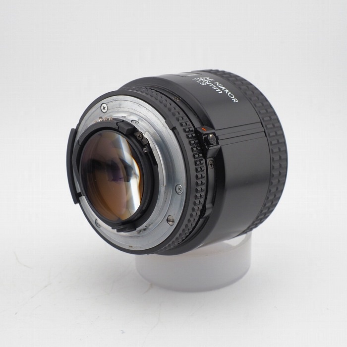 ニコン AF85/1.8