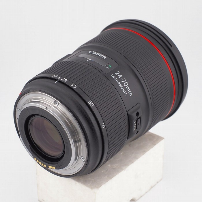 キヤノン EF24-70/2.8L II USM