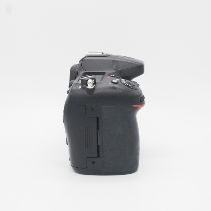 ニコン D7100 ボデイ