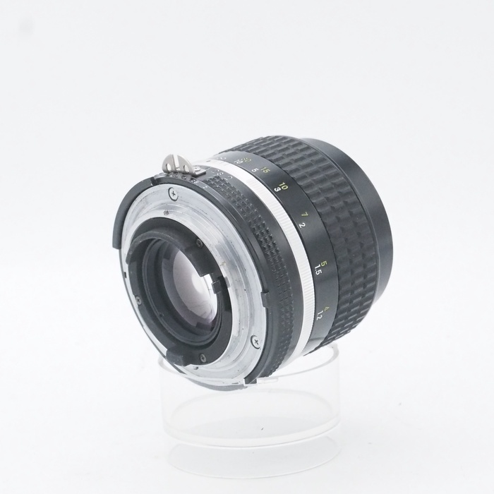 ニコン Ai-S 85/2.0