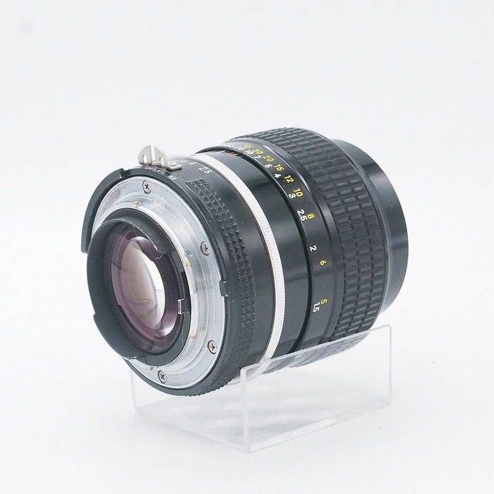 ニコン Ai 105/2.5