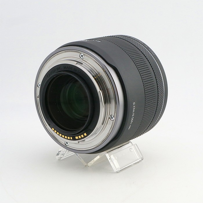 キヤノン RF35/1.8 マクロ IS STM