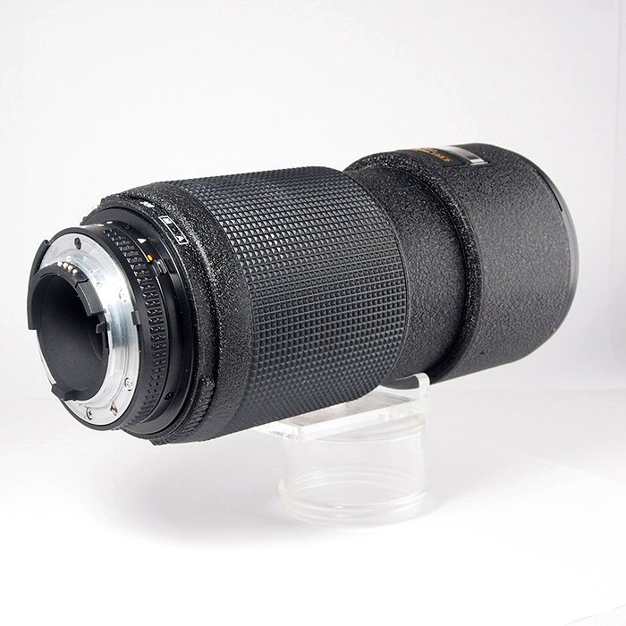 ニコン AF ED 80-200/F2.8