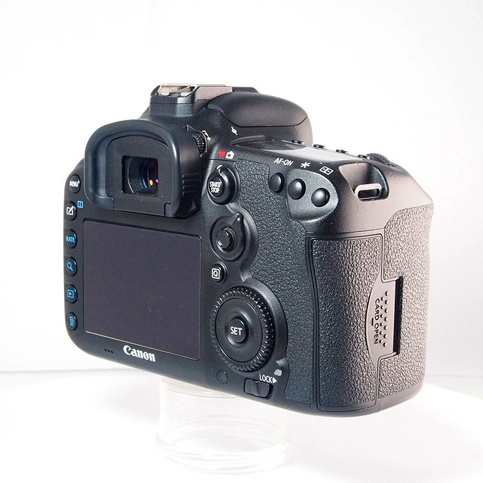 キヤノン EOS 7D Mark II