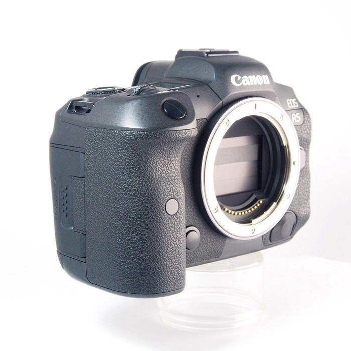 キヤノン EOS R5