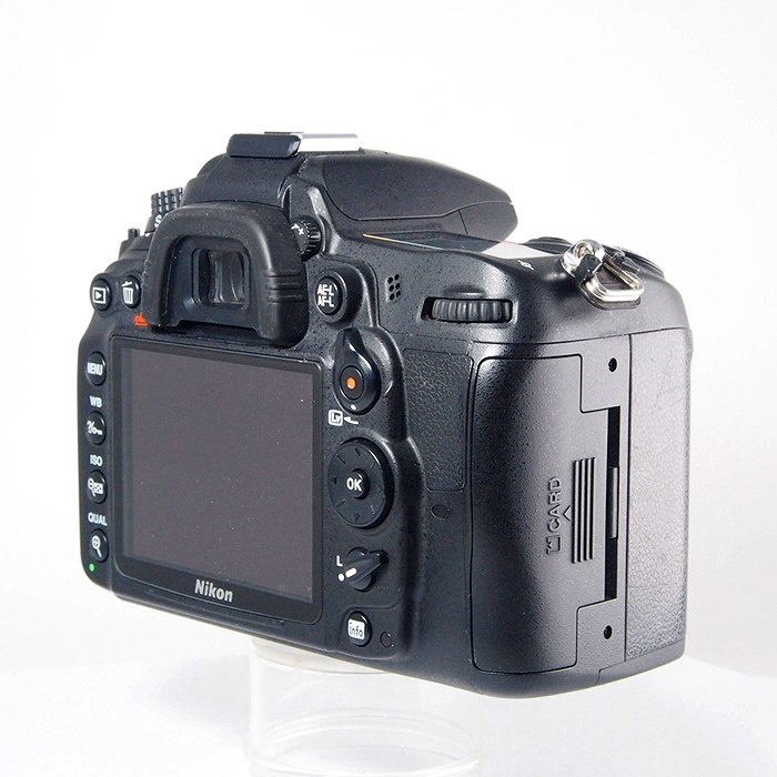 ニコン D7000