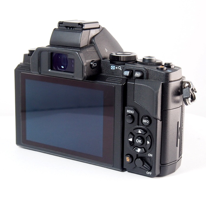 オリンパス OM-D E-M5 ブラック