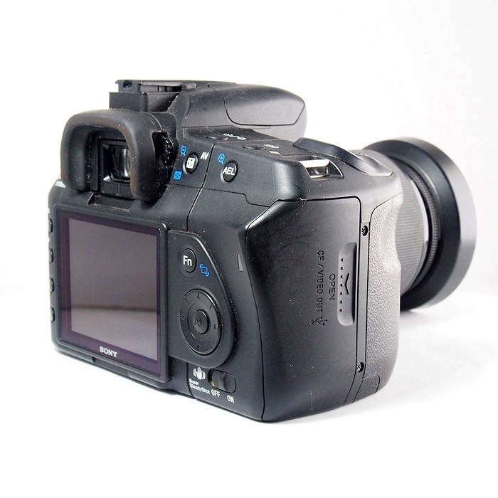 ソニー α200+18-70キット（DSLR-A200K）