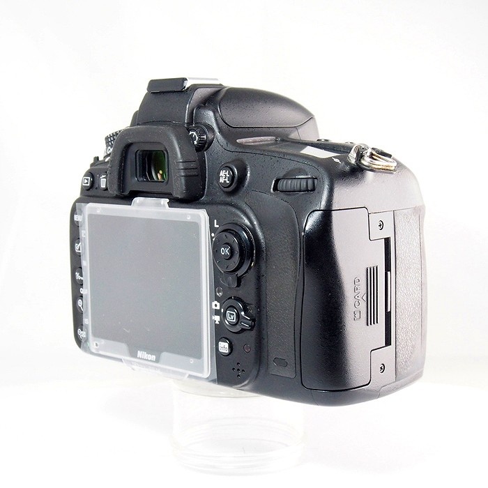 ニコン D610