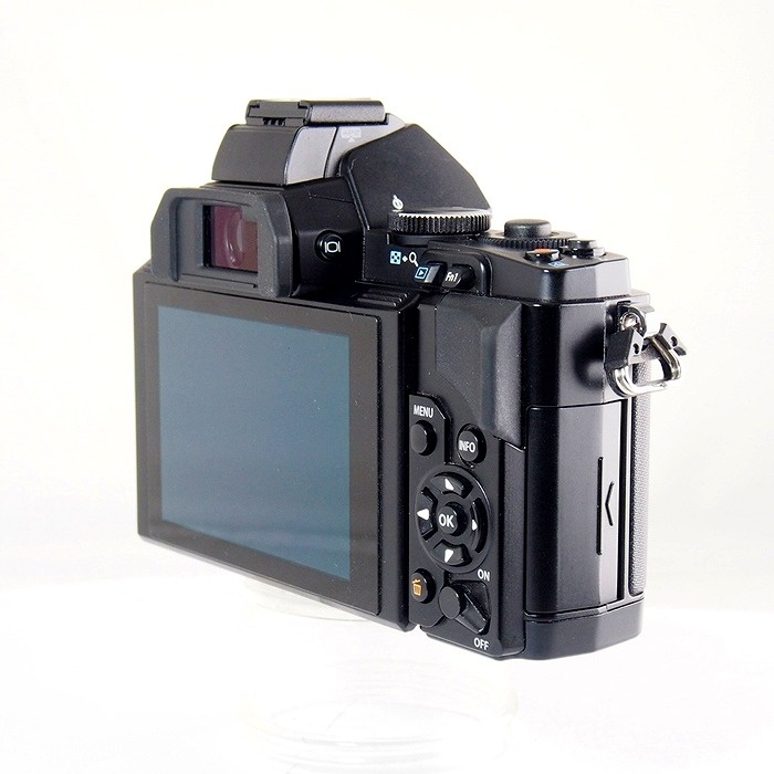 オリンパス OM-D E-M5 ボデイ ブラツク